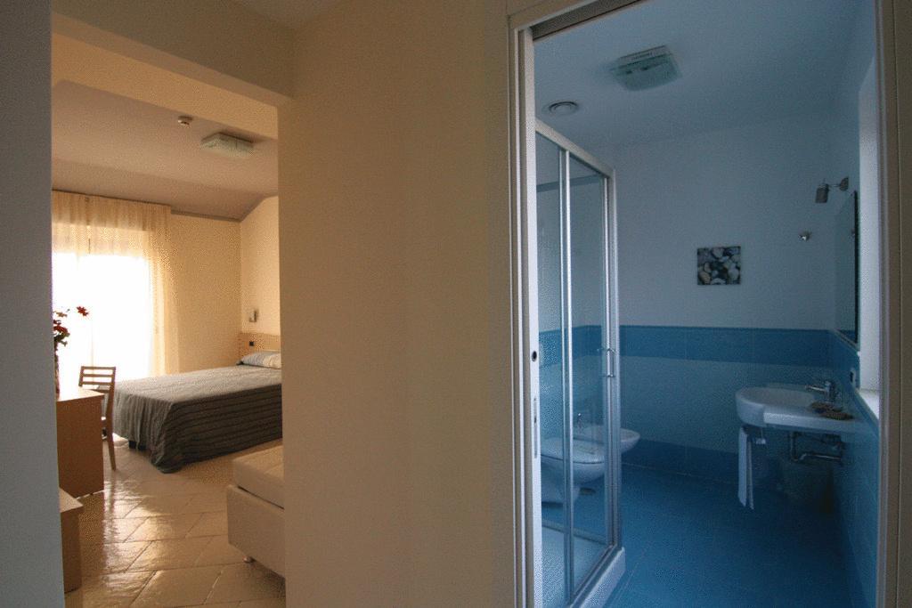 Hotel Cosmomare Piano di Sorrento Bagian luar foto