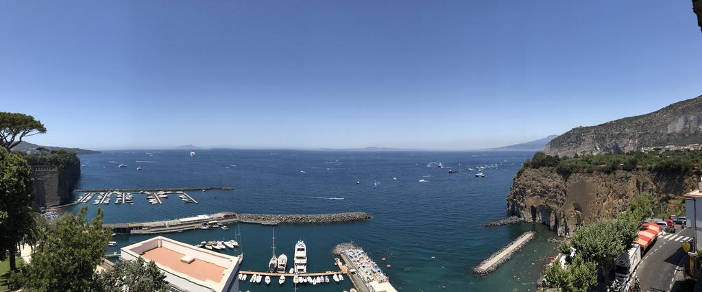 Hotel Cosmomare Piano di Sorrento Bagian luar foto